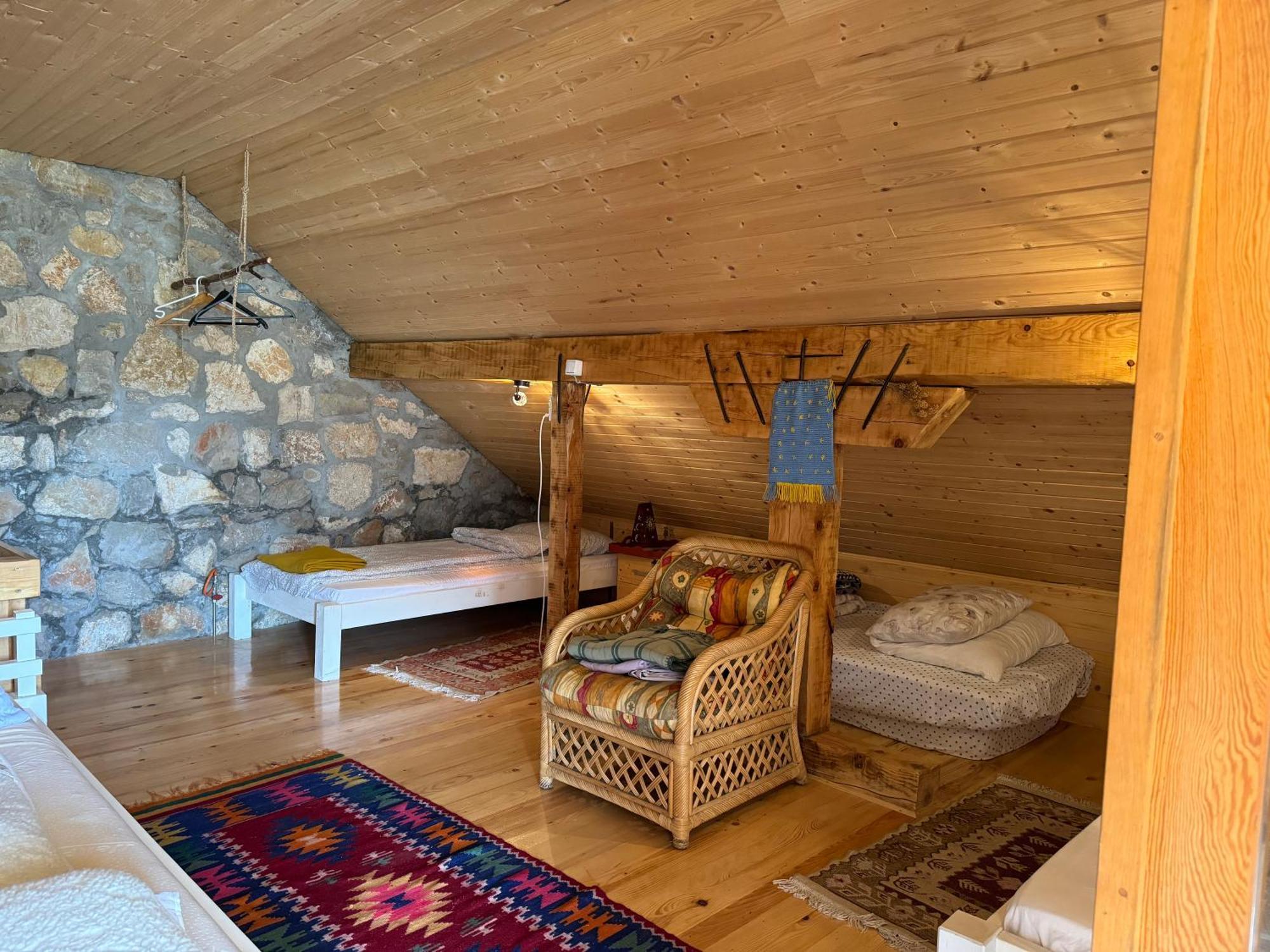 Mountain House Varda Ledenice Ngoại thất bức ảnh