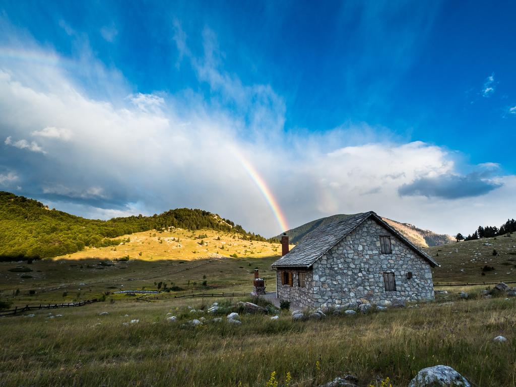 Mountain House Varda Ledenice Ngoại thất bức ảnh